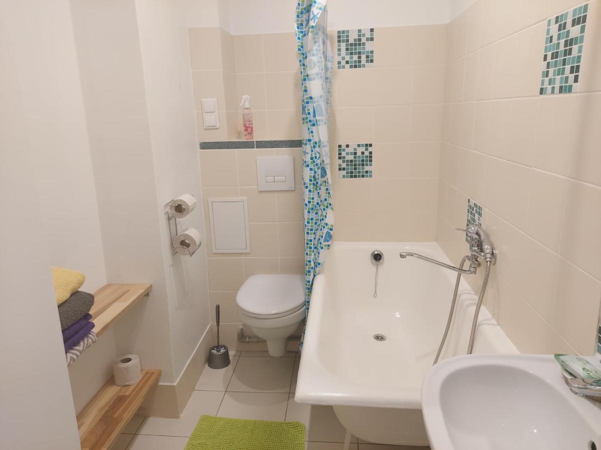 Midsummer House, Cozy And Comfortable Apartments In Riga Luaran gambar